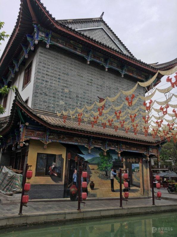 经济参考报：金融制度型开放稳步扩大 “引进来”和“走出去”并重